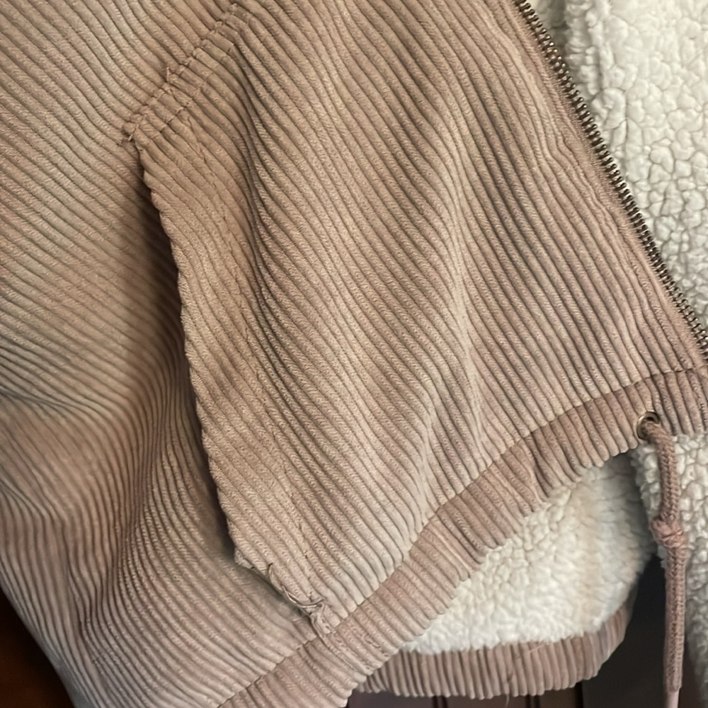 Jacket - Picture 4 of 8